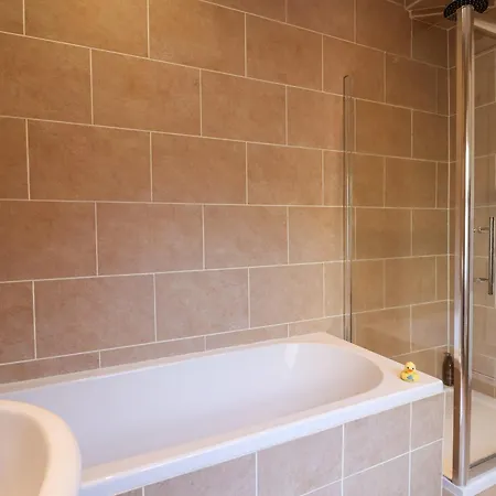 202 Salisbury Terrace *