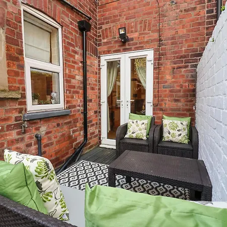 202 Salisbury Terrace *