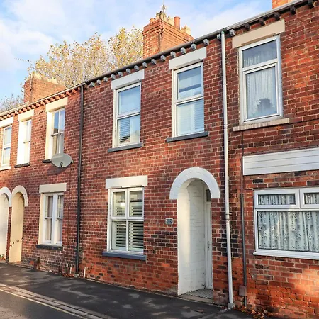 202 Salisbury Terrace *