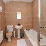 202 Salisbury Terrace Holiday home *